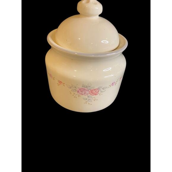 Vintage Pfaltzgraff Trousseau Lidded Sugar Bowl Ivory Floral - Picture 2 of 7